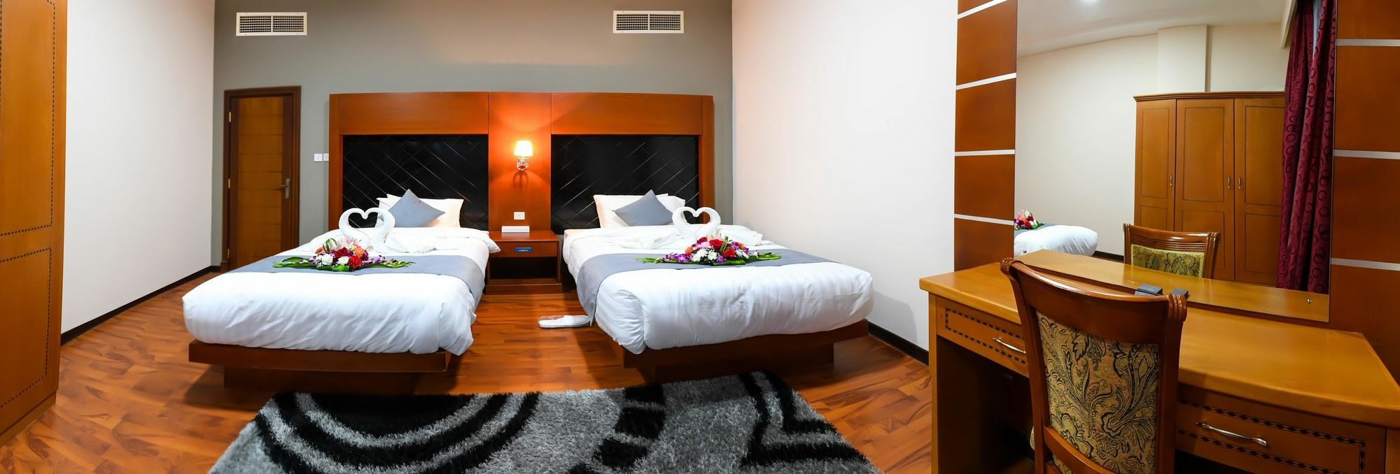 Sea Diamond Plaza Apartments Манама Екстер'єр фото